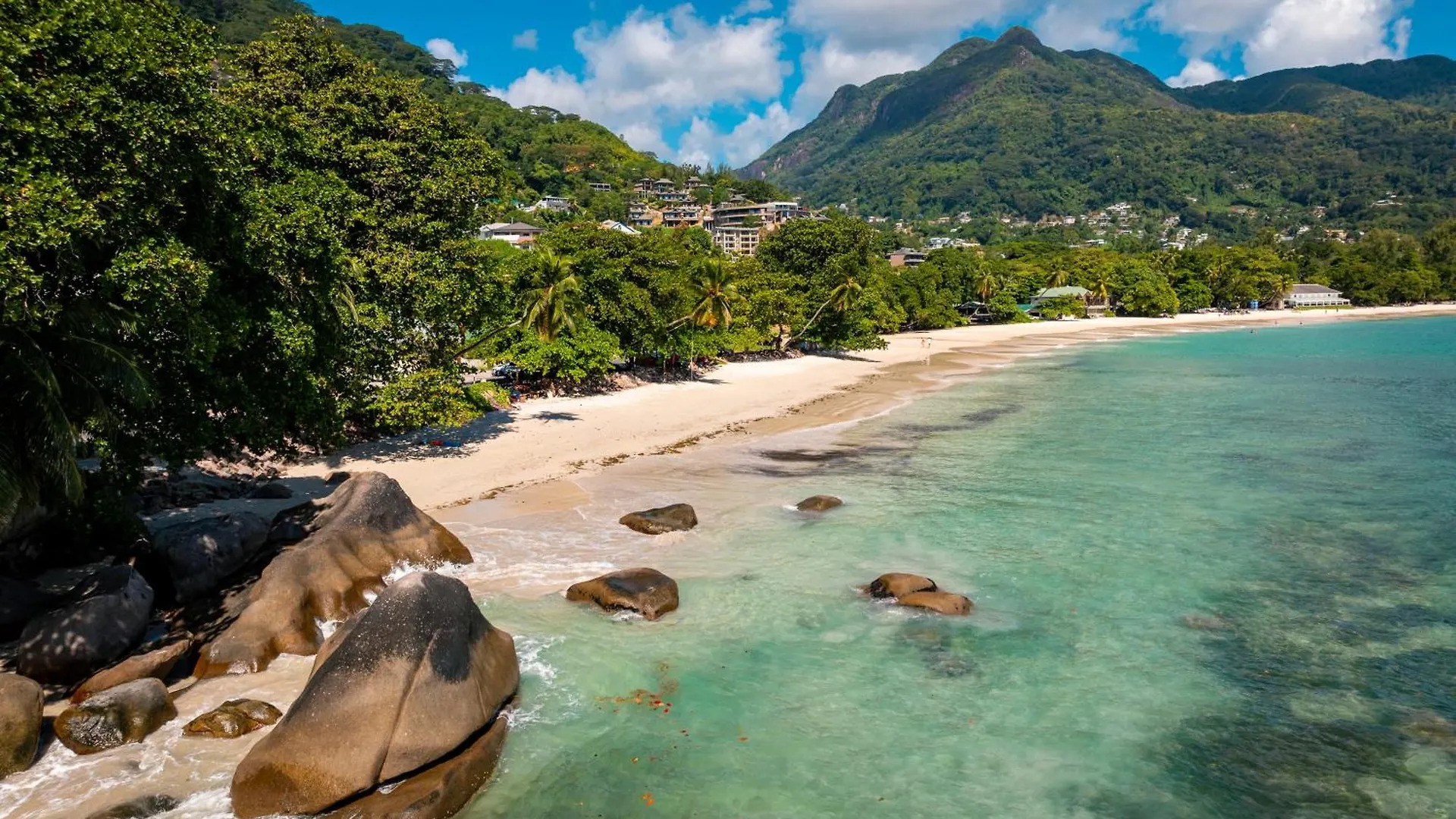 Beach House Beau Vallon セーシェル