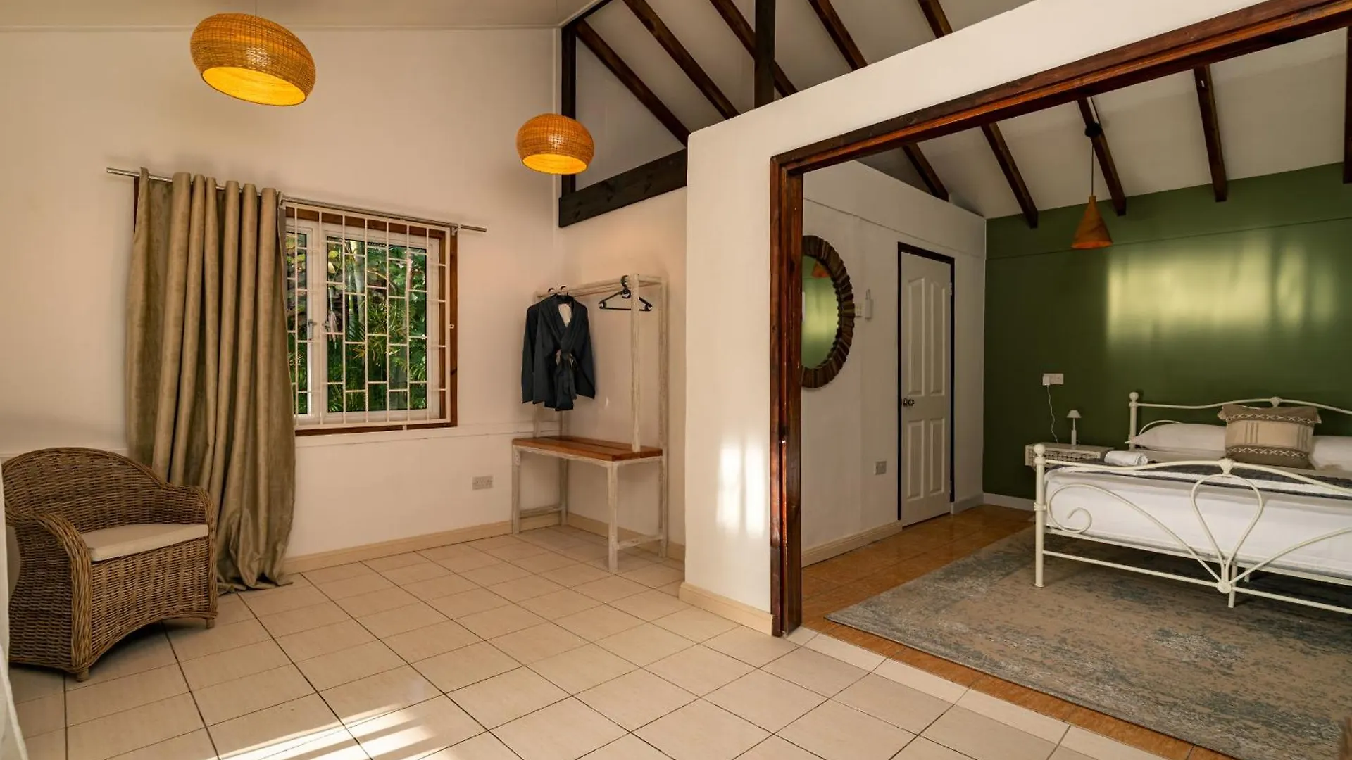 Oda ve Kahvaltı Beach House Beau Vallon